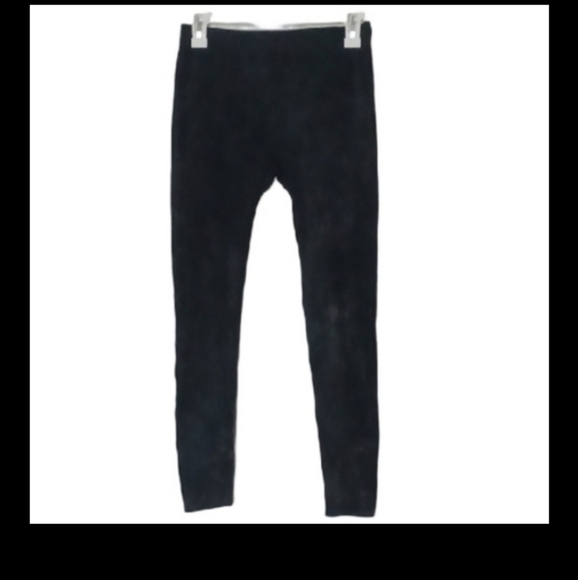 Size Small Preloved Women's Clothing Box (2) - Picture 14 of 14